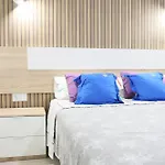 Happy Granadilla De Abona