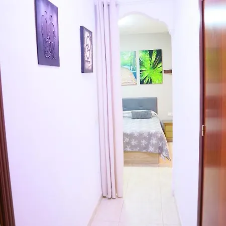 Happy Guest house 3*