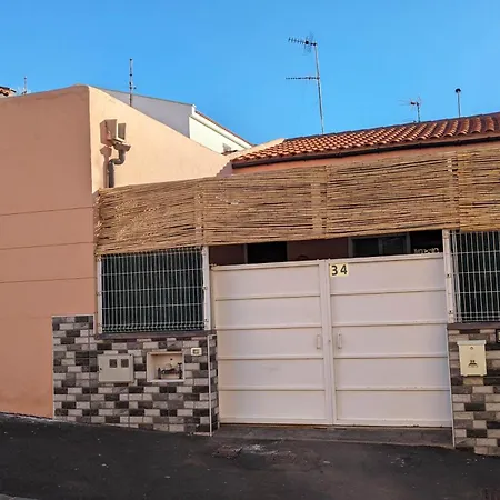 Happy Granadilla De Abona